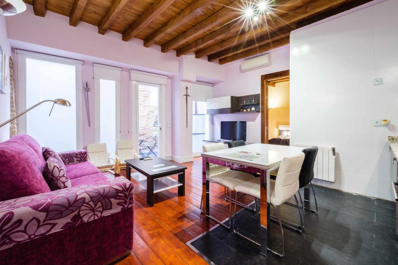 Apartamento Con Patio Junto A La Catedral By Ap Toledo